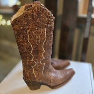 Womens Corral Snip Toe Cowboy Boots